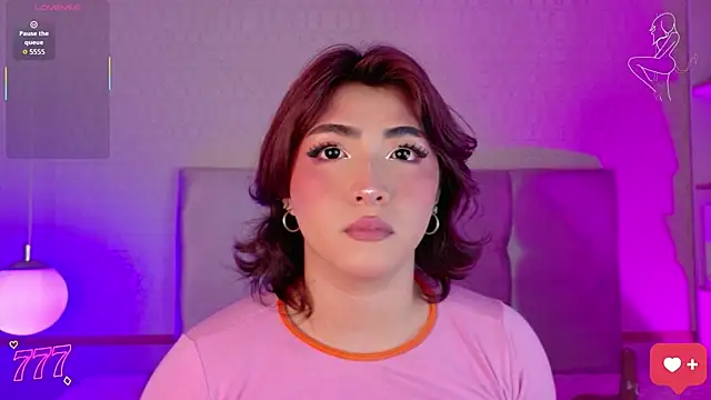 צ'אט XXX בשידור חי של Creamy_Angelo