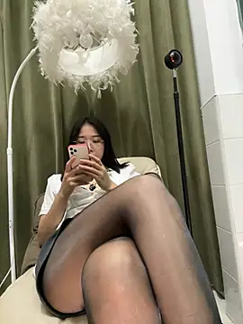 kikitt520's Live XXX Chat