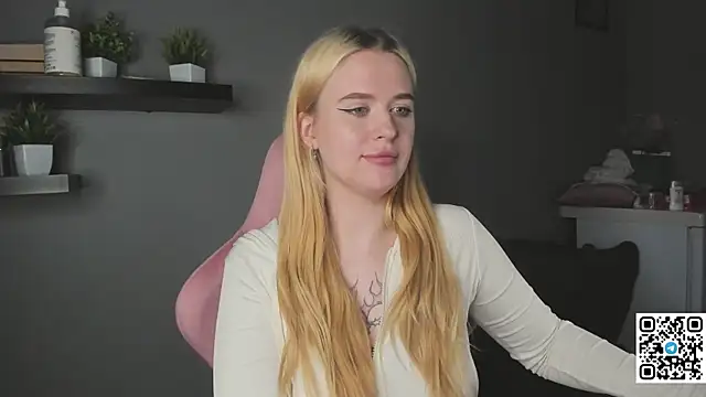 XXX chat uživo modela Betany_foxs