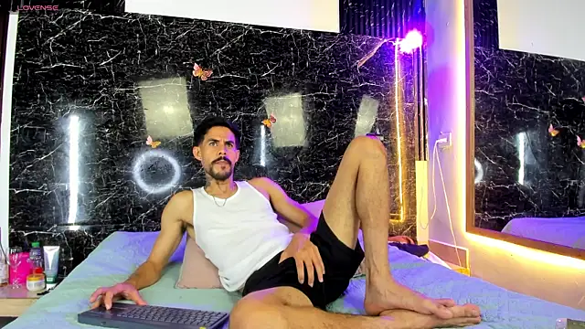 Leo_Vesper Pertunjukan Webcam