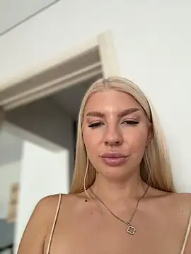NewLale Adlı Modelin Canlı XXX Sohbeti