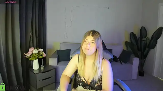 צ'אט XXX בשידור חי של Stefania-sweet