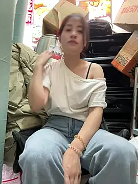 huihui_520 Adlı Modelin Canlı XXX Sohbeti