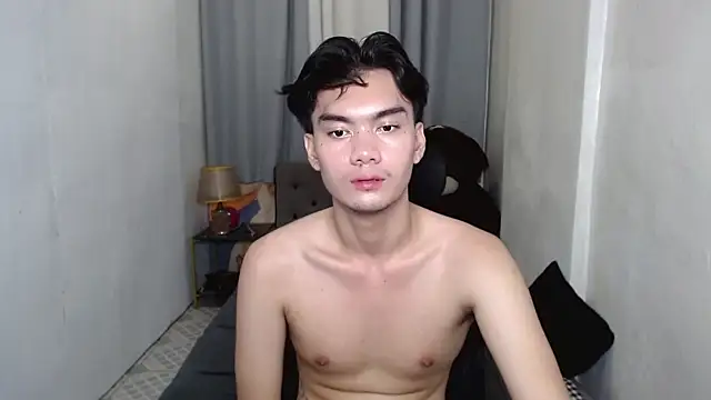 asian_cale 即時 XXX 聊天