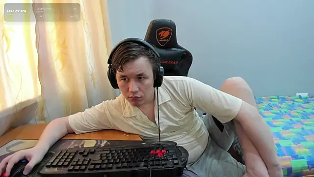 iliaskrislove 现场XXX聊天