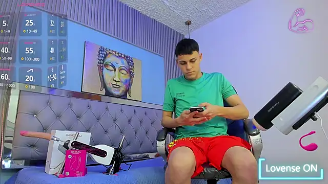 צ'אט XXX בשידור חי של Ethanx18_