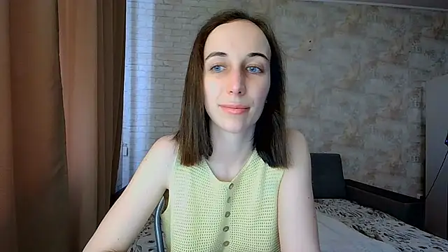 Anika_bloom live XXX chat
