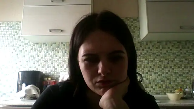 KikiAmino Chat XXX in diretta