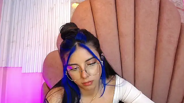 Chat XXX ao vivo de Kyomi_Hunt