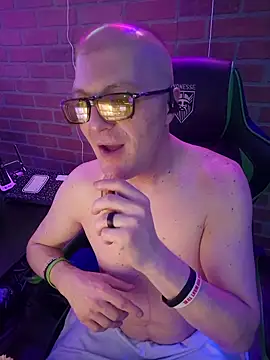 chronic_vibez Adlı Modelin Canlı XXX Sohbeti