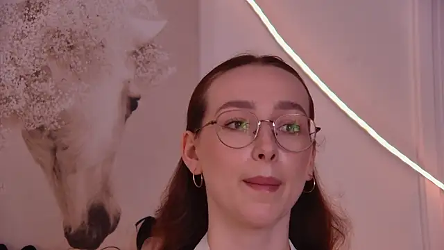צ'אט XXX בשידור חי של Emily_Simon