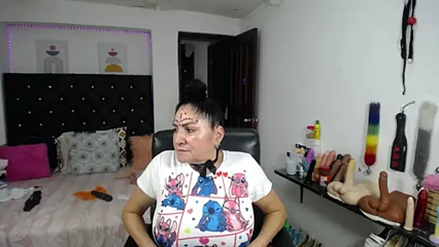 แชท XXX สดของ mature_bigboobs10