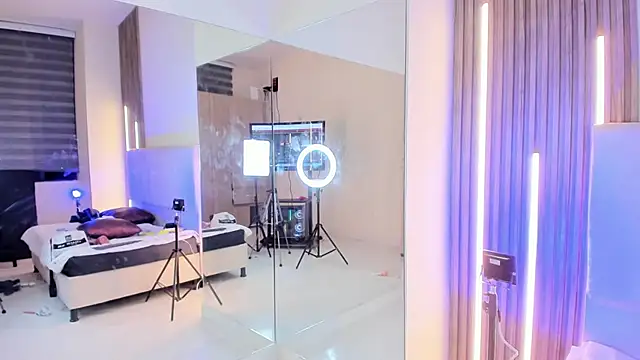 دردشة Annie9_ الجنسية المباشرة