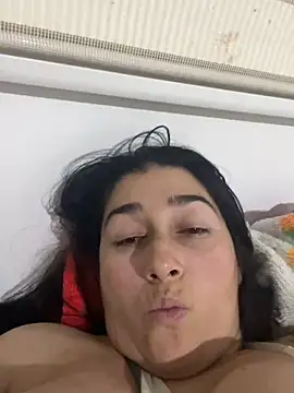 andreaisis2's Live XXX Chat