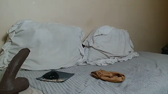 KinkyJXxXn Live XXX chat