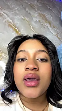 Saraa_M – Naživo XXX chat