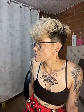 Megan-c – Naživo XXX chat