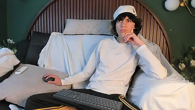 Diamond_twink's Live XXX Chat