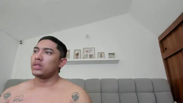 Chat XXX en directo de erotic_sins