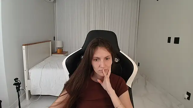 upssnowy Chat XXX in diretta