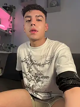 Chat XXX en directo de aronnhidden