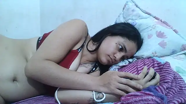 girl_tits 现场XXX聊天