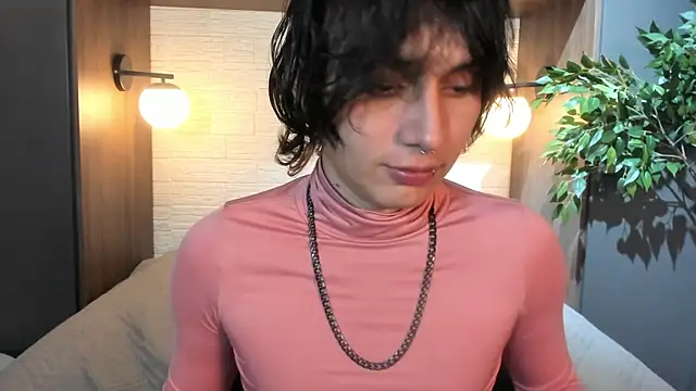 Brunodeluca_ Adlı Modelin Canlı XXX Sohbeti