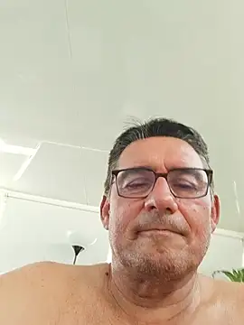 phil_truck_exhib's Live XXX Chat