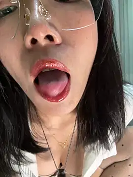 kikitt520 即時 XXX 聊天