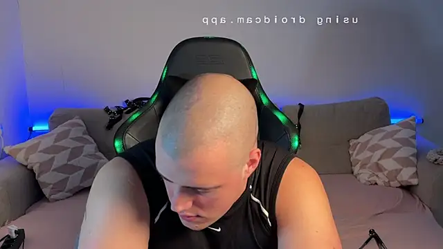 Bigbaald Chat XXX live