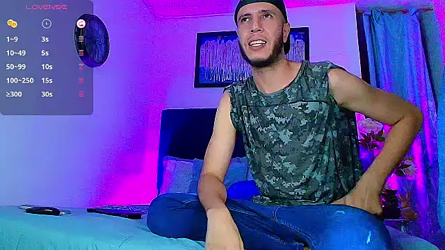 Chat XXX Live Adil_aminn