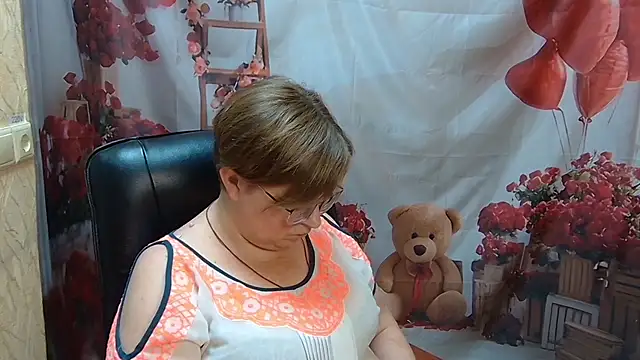 RadaChudna's Live XXX Chat