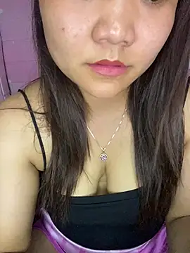 Sunset-yll live XXX chat