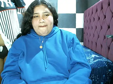 Valery-Khloe Pertunjukan Webcam
