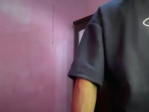Benevolent_XO_Marc – Naživo XXX chat