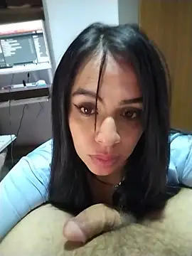 AngelsCouple- Adlı Modelin Canlı XXX Sohbeti
