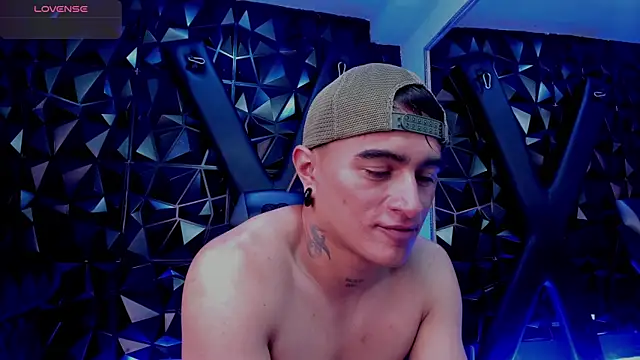 Chat +18 de LiamDeeps ao vivo