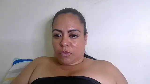 Hotpeppermint's Live XXX Chat