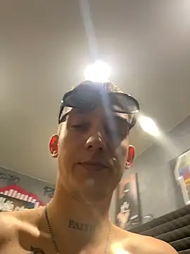 Rabizoon Live XXX-Chat