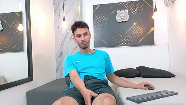 Chat XXX ao vivo de KingOfTemptation