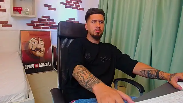 Chatroom XXX en direct de LoganStroud