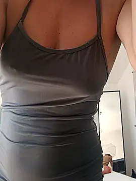 KittyDesiree Live XXX-Chat
