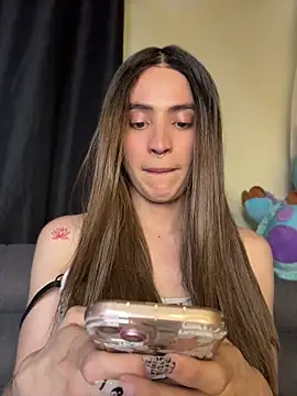 XXX chat uživo modela Lottus_fire