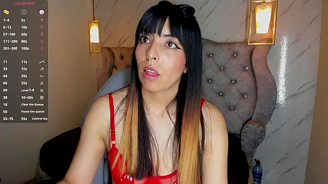 Alice_Laurentt Chat XXX in diretta