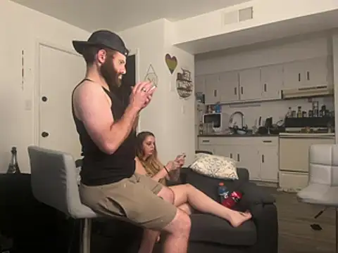HighOffCandy Live XXX Chat