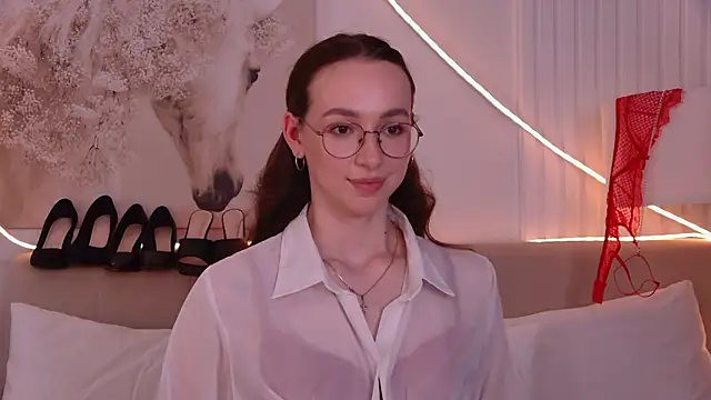 Emily_Simon 现场XXX聊天