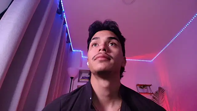 andyypalmer_ Show Webcam