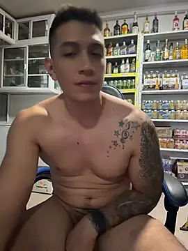 OliverWest04 – Naživo XXX chat