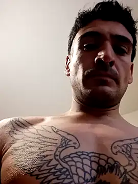 Leooo1722 Adlı Modelin Canlı XXX Sohbeti