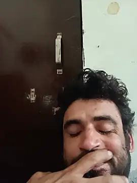 Show modela gauravsexy na web-kameri
